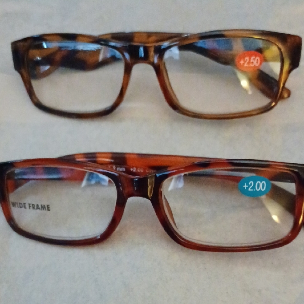 Tortoise Shell Reading Glasses Bundle